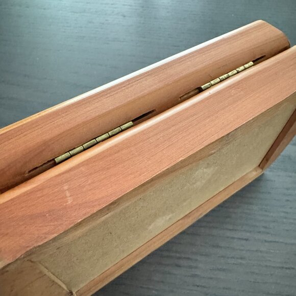 Engraved Carved Sisters Wooden Box Trinket Keepsake Family Friendship - Picture 6 of 10